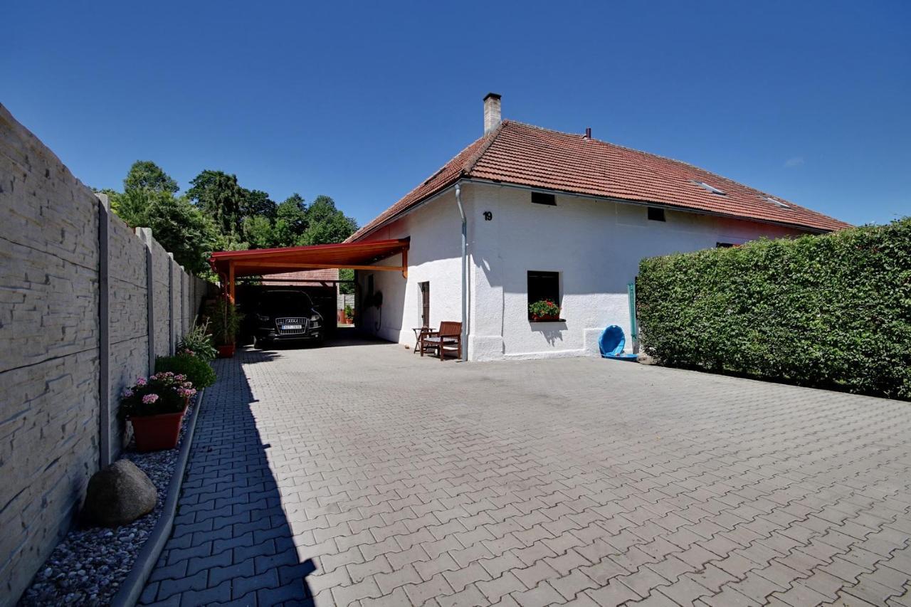 Holiday Home Kvitek Ctetin Екстер'єр фото
