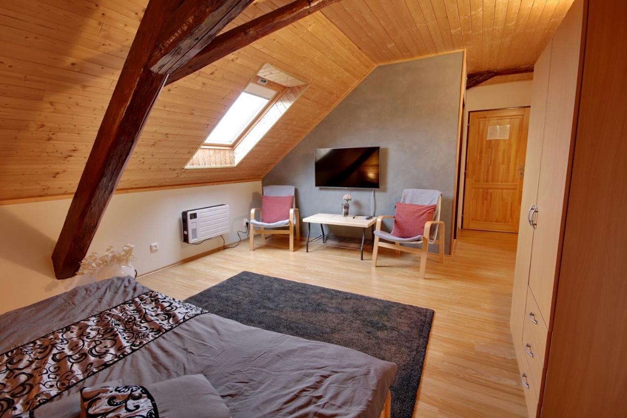 Holiday Home Kvitek Ctetin Екстер'єр фото
